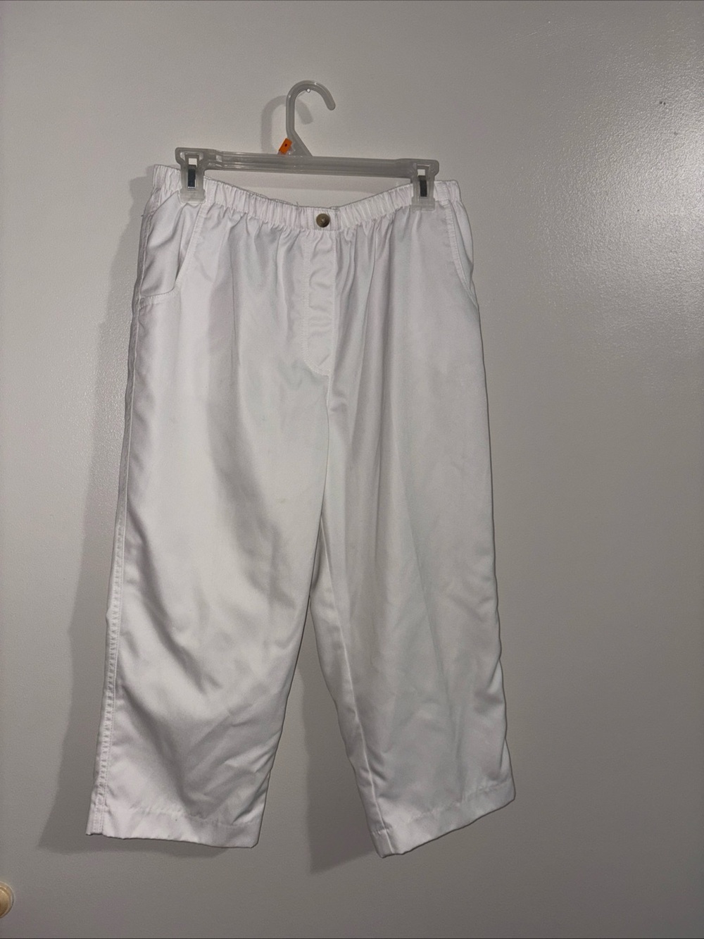 Mountain Lake White Elastic-Waist Capris - Picture 4 of 7